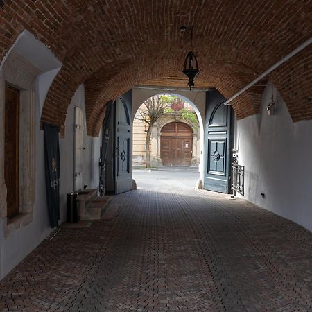 Bed and Breakfast Magister Seven Sibiu Exterior foto