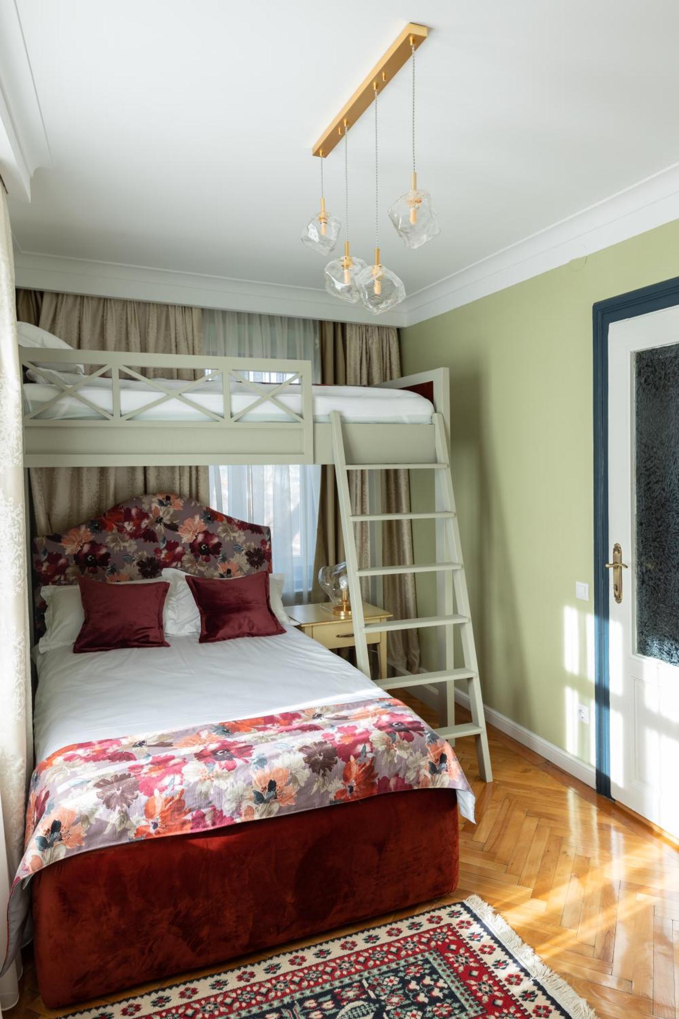 Bed and Breakfast Magister Seven Sibiu Exterior foto