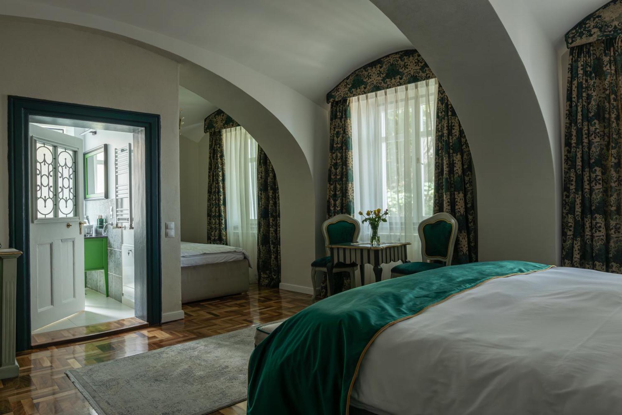 Bed and Breakfast Magister Seven Sibiu Exterior foto