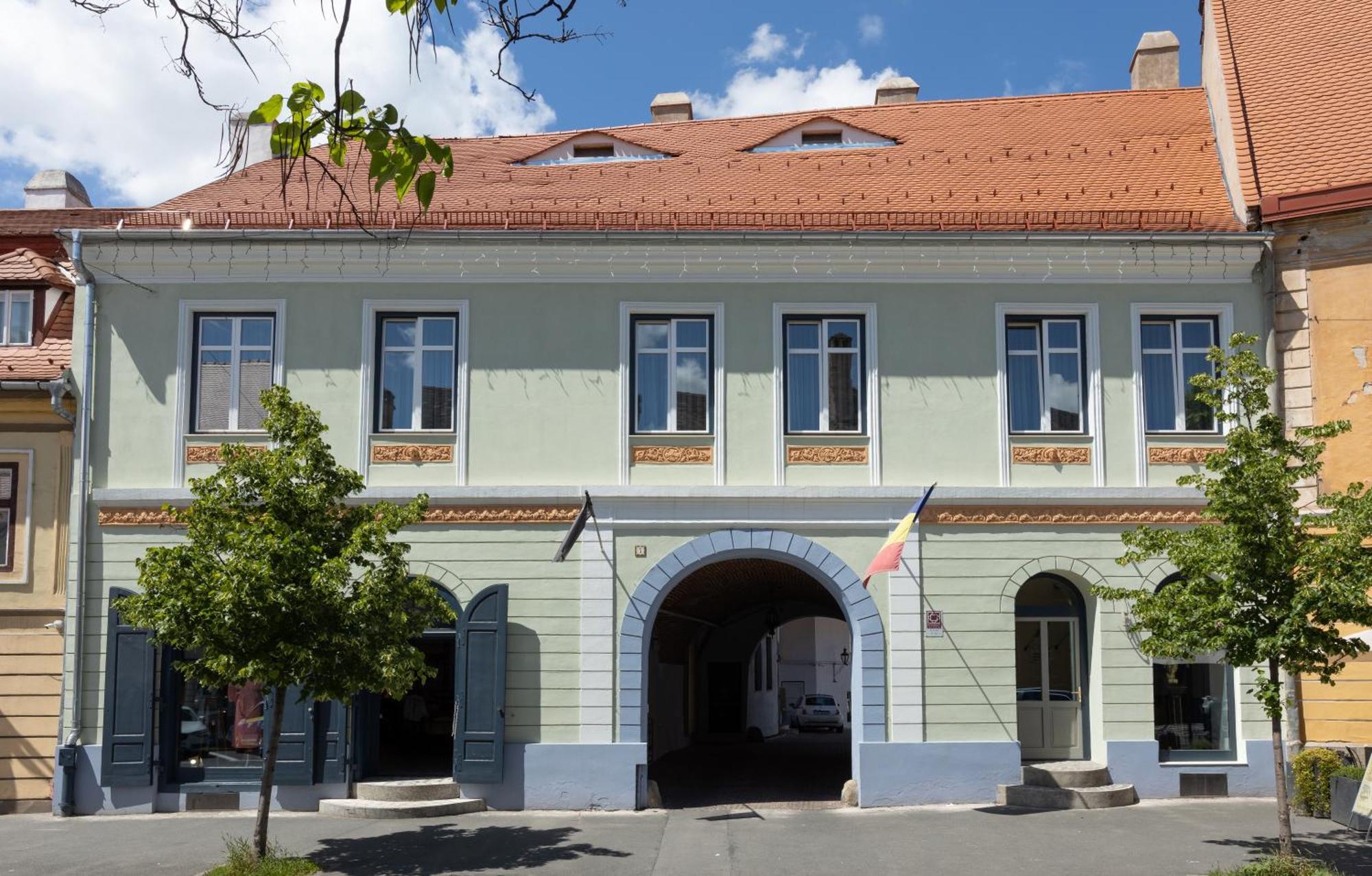 Bed and Breakfast Magister Seven Sibiu Exterior foto