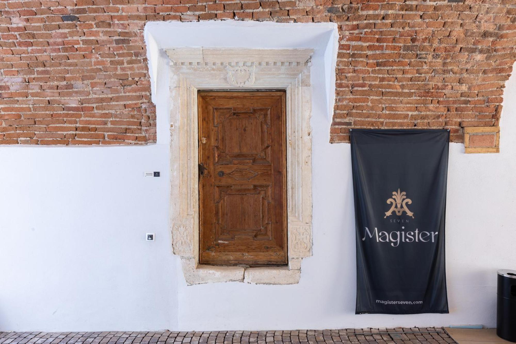 Bed and Breakfast Magister Seven Sibiu Exterior foto