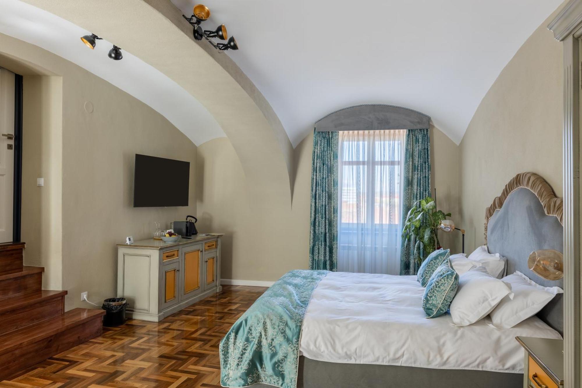 Bed and Breakfast Magister Seven Sibiu Exterior foto