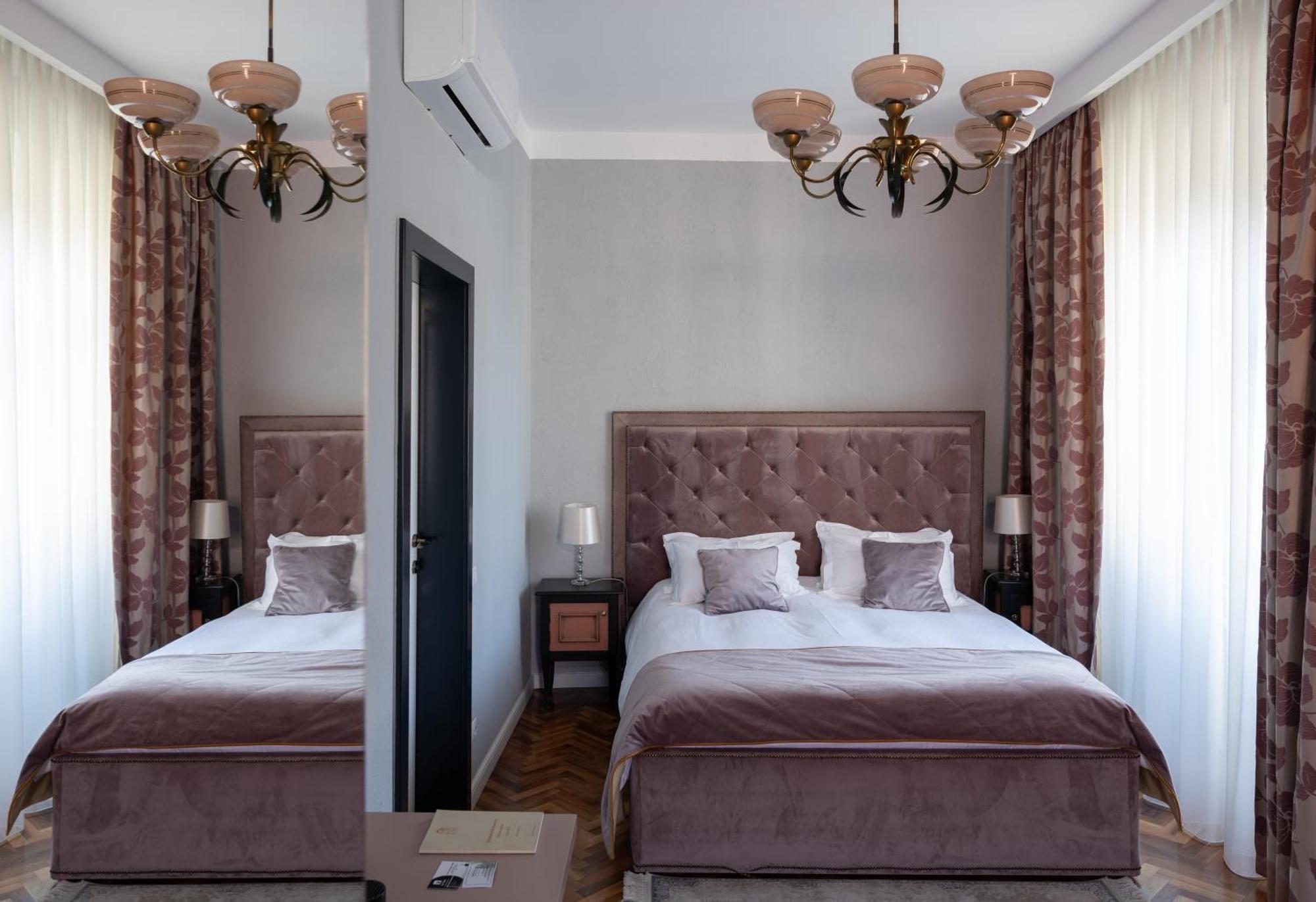 Bed and Breakfast Magister Seven Sibiu Exterior foto
